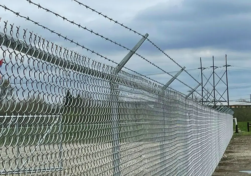 Commercial Fence chain link